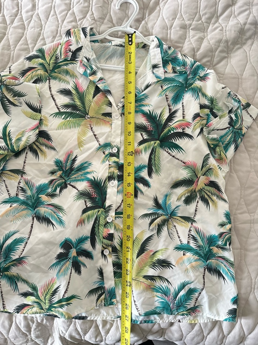 NWOT Tropical Palm Tree Print Button Down Shirt Coastal Chic Vacation Boho Top - Picture 4 of 6